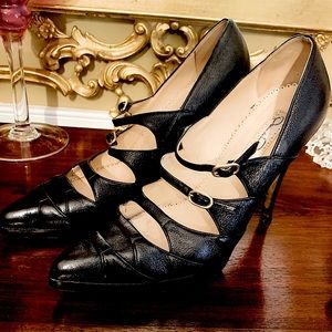 Oscar De la Renta 38 🤩 High heels/Black leather/buckle accents/Gorgeous 👠 👏🏻